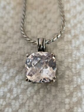 Costume Jewelry Silver Plated Crystal Pendant Necklace
